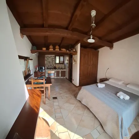 Couette-café Monte Tavolino 4*