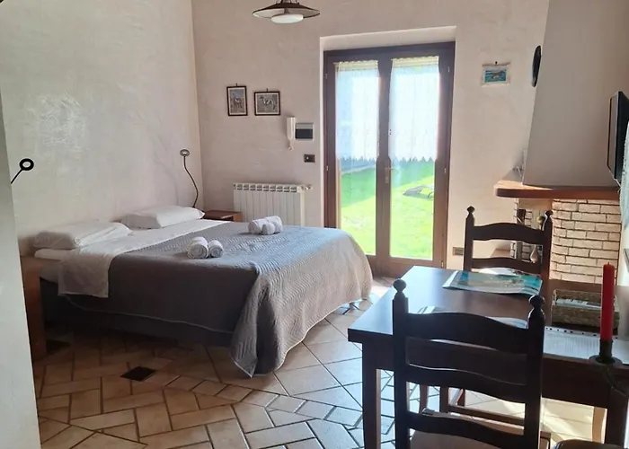 Monte Tavolino 4* Capodimonte